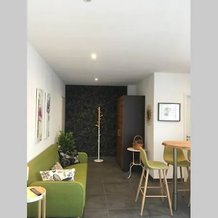 Apartment Le Jardin D'hiver *